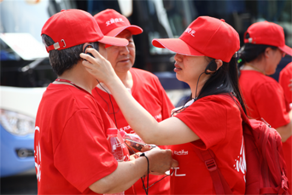 “父爱食光”百人开趴