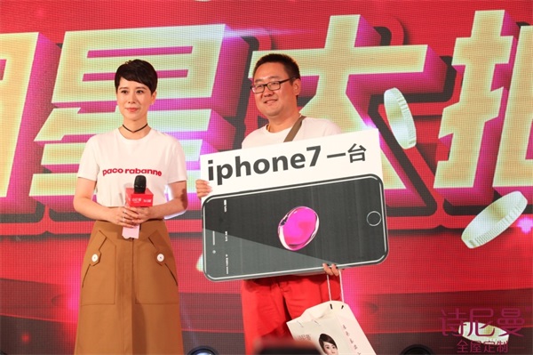时尚女王海清助阵诗尼曼，女人当家玩转百搭定制