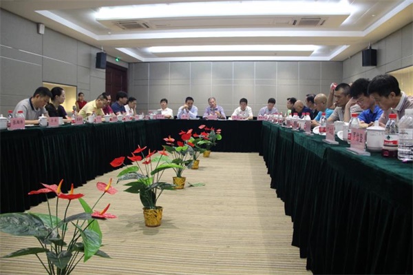 国际热带木材组织成员与中国木业企业代表在沪交流探讨