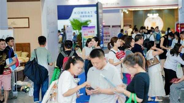 逛展人实录：我在成都家具展捡到了“理想家剧本”